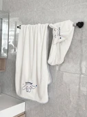 Yugui Köpek Desenli Beyaz Bornoz - 4