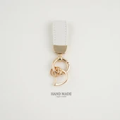 Minimalist Kuzu Derisi Araba Anahtarlık Kolye Çanta Süsü - Kırmızı one 141 - 10