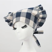 Yağa Dayanıklı Mutfak Önlüğü Seti - Üçgen Türban, Çiçek Desenli, Büyük Dantel, Lacivert thumbnail 3