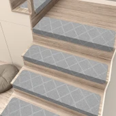 Kaymaz Kendinden Yapışkanlı Merdiven Halısı - Açık Gri Elmas Desenli 70x22+4.5cm - 1