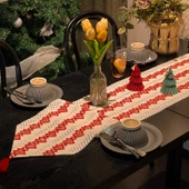 Fransız Tarzı Kalp Desenli Masa Örtüsü - Kırmızı Kalp Köşeli - 30x220cm thumbnail 2