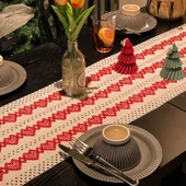 Fransız Tarzı Kalp Desenli Masa Örtüsü - Kırmızı Kalp Köşeli - 30x220cm thumbnail 4