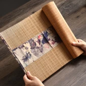 Xiangyun İpek Bambu Çay Matı - Mürekkep Lotus Desenli - 30x210 cm - 2