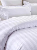 Beyaz Şeritli Polyester Saten Yastık Kılıfı - 48cm x 74cm - 5