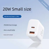30W Üç Portlu Dijital Ekranlı Hızlı Şarj Aleti - 20W USB + Type-C - 1