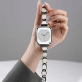 Elmas Metal Apple Watch Kordon ve Koruyucu Kılıf - iwatch 4/5/6/SE [44mm] - Gümüş/Beyaz Kasa + Gümüş Bağlantı - 1