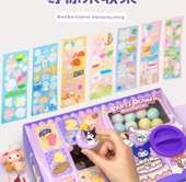 Noel Temalı Müzikli Gashapon Makinesi ve Oyuncak Seti - 11