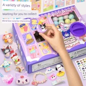 Noel Temalı Müzikli Gashapon Makinesi ve Oyuncak Seti - 4