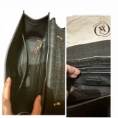 VAKKO MONOGRAM BASKILI SİYAH PVC ZİNCİR ASKILI SİYAH ÇANTA - 7