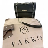VAKKO MONOGRAM BASKILI SİYAH PVC ZİNCİR ASKILI SİYAH ÇANTA - 3