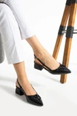 Albishoes Kadın Kare Topuklu 4 CM Sivri Burun Arkası Açık V Toka Detay İş Ofis Günlük Kadın Ayakkabı - 1