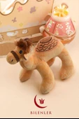 Sevimli Peluş Deve Oyuncak – 22x22 cm thumbnail 2