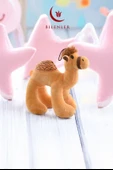 Sevimli Peluş Deve Oyuncak – 22x22 cm thumbnail 1