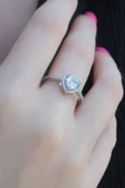 Gümüş Renk Zirkon Taşlı Kalp Model Charm Pirinç Kadın Yüzük - TJ-BYK2655 - 2