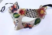 Kelebek ve Çiçek İşlemeli Venedik Maskesi Kırmızı Renk 10x18 cm - 2