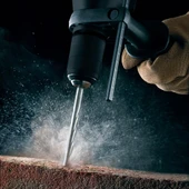 CAT DX16 850Watt 13mm Profesyonel Darbeli Matkap thumbnail 4