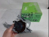 Opel Tigra Sağ yolcu tarafı Sis Lambası Sis Farı Kaliteli Valeo markadır VALEO 085753---6710088-90510458 - 2