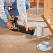 CAT DX52 18Volt/4.0Ah Li-ion Tek Akülü Profesyonel Tilki Kuyruğu Testere thumbnail 5