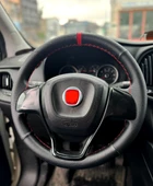 DİKİŞLİ DİREKSİYON KILIFI SİYAH DERİ NOKTALI DERİ KIRMIZI DİKİŞLİ FIAT FİORİNO İÇİN thumbnail 1