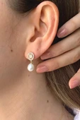 8,5 mm Baget Taşlı Doğal İnci Sallantı Küpe - 1