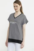 Çizgili V Yaka Payetli Tişört - Siyah thumbnail 3