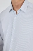 Beyaz-Mavi Sert Yaka Cepsiz Gabardin Uzun Kol Slim Fit Esnek Gömlek 1004250231 thumbnail 4