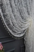 Beyaz Şal Tasarım Boncuklu Kruvaze Perde Yanki Tül Tiyatro Model Perde thumbnail 2
