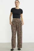 Leopar Desenli Bol Kesim Viskon Pantolon - Kahve - 3