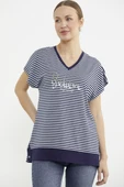 Çizgili V Yaka Payetli Tişört - Lacivert thumbnail 4