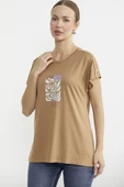 Omuz Detaylı Baskılı Penye Tişört - Kamel thumbnail 3