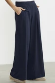 Volanlı Bol Kesim Krep Pantolon - Lacivert thumbnail 5