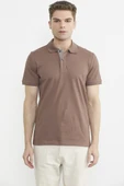 Detaylı Polo Yaka Kısa Kol Tişört - Sütlü Kahve thumbnail 3