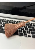 Mini Masaüstü Klavye Temizleme Fırçası - Uzun Saplı Küçük Kahverengi - 12