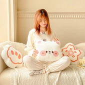Çiçek Tasarımlı Dekoratif Peluş Yastık - 10