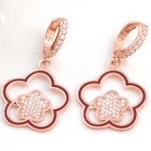 ​925 Ayar Gümüş Rose Sallantılı Çiçek Desenli Kadın Küpe thumbnail 1