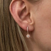 Gümüş Sallantılı Rose Minimal Çiçek Kadın Küpe thumbnail 5