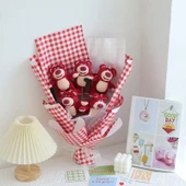Çilek Ayıcık Peluş Buket - 5 Çilek Ayı + 5 Yapay Lale - 45x28cm - 2