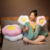 Sarı Renkli Çiçek Peluş Yastık - 110cm thumbnail 6