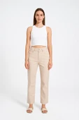 Kadın Yüksek Bel Paçası Püskül Detaylı Mom Fit Bej Jean Pantolon - 1