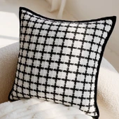 Etnik Stil Örme Yastık Kılıfı - Siyah Kenarlı Tüvit Beyaz Ekose 45x45cm - Tek Yastık Kılıfı - 1