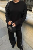 Gümüş Taşlı Detaylı ve Bisiklet Yaka Uzun Kollu Oversize Kadın Bluz Pantolon Takımı (2 Parça) Siyah - 2