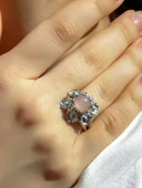 Doğal Taş Pembe Kuvars Doğal Taşlı Çiçek Model Telkari Kadın Ayarlanabilir Gümüş Kaplama Yüzük euy61pkr thumbnail 2