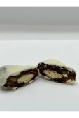 KÖKNAR BEYAZ ÇİKOLATA KAPLI BADEMLİ HURMA 500 GR - 2