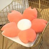 Avrupa Tarzı Petal Peluş Koltuk Minderi - Kırmızı 55cm - 11