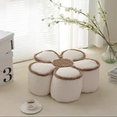 Çiçek Tasarımlı Peluş Minder - Beyaz 40*40*10cm - 3