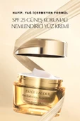 ESTEE LAUDER Revitalizing Supreme+ Çok Amaçlı Yaşlanma Karşıtı SPF25 İçeren Nemlendirici Yüz Kremi - 50 ml - 3