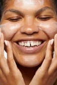 CLİNİQUE Anti-Blemish Solutions™ Yağlı, Sivilce Eğilimli Ciltler İçin Nemlendirici Krem 50ml | Salisilik Asit - 4