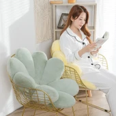 Tavşan Tüyü Sekiz Yapraklı Çiçek Peluş Yastık - Mor - 60cm thumbnail 5