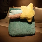 Üçgen Peluş Yastık - Mavi Roket - 45x20x42cm thumbnail 3