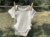 Naturaborn GOTS Organik Sertifikalı Kroşetalı Kısa Kollu Bebek Body - 5